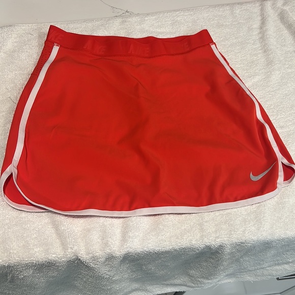 Skort - Nike - EUC - bundle for additional discount - Picture 3 of 9